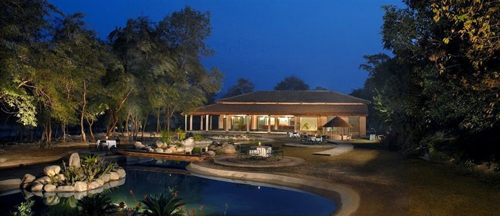 The Riverview Retreat Corbett By Leisure Hotels Garjia Buitenkant foto