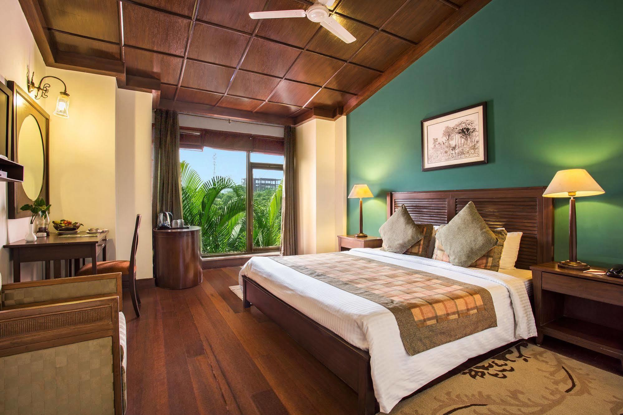 The Riverview Retreat Corbett By Leisure Hotels Garjia Buitenkant foto