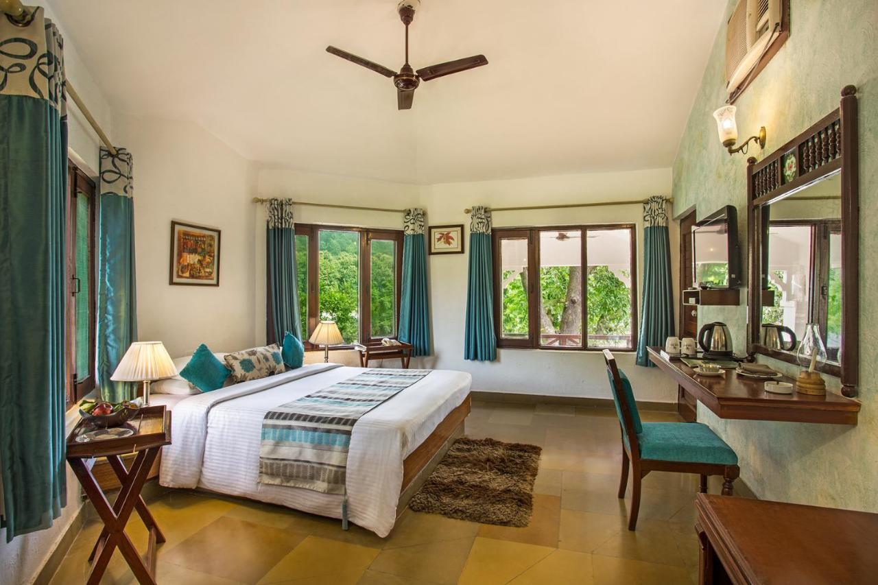 The Riverview Retreat Corbett By Leisure Hotels Garjia Buitenkant foto